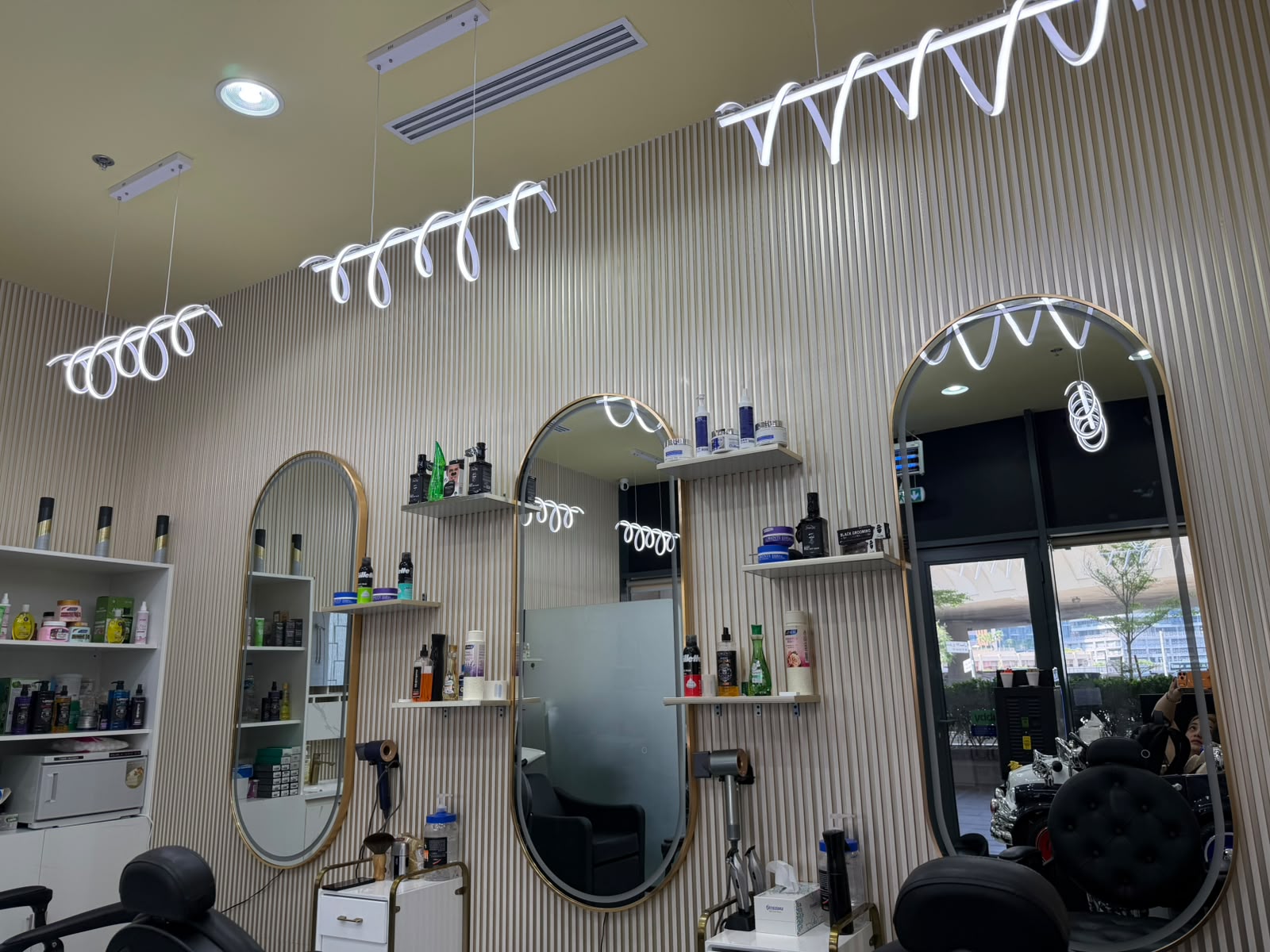 Inside Pro Look Gents Salon, Business Bay Dubai